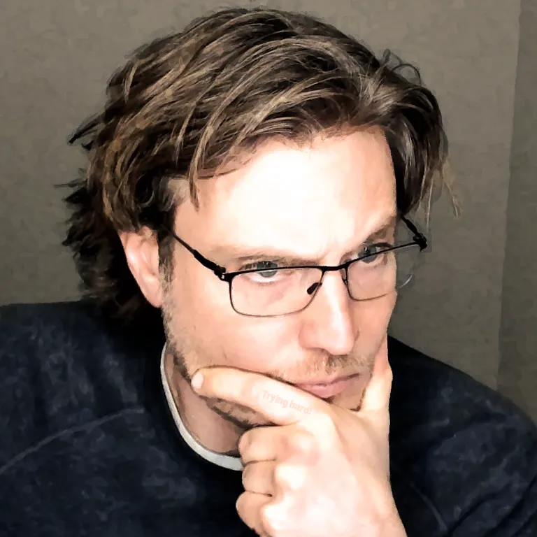 Tryhard profile picture of Phillip Luther, this blog's author and sole contributor